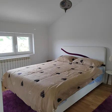 Lux Banjica Apartament Bukorovac